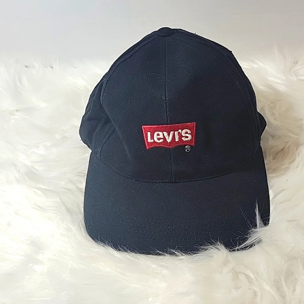 LEVI STRAUSS Black Hat